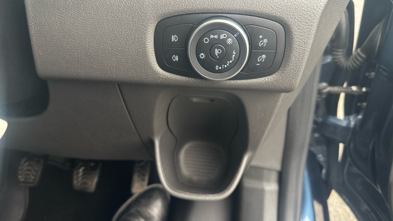 Ford Transit Custom 280 L1 Diesel Fwd 2.0 EcoBlue 130ps Low Roof Limited Van